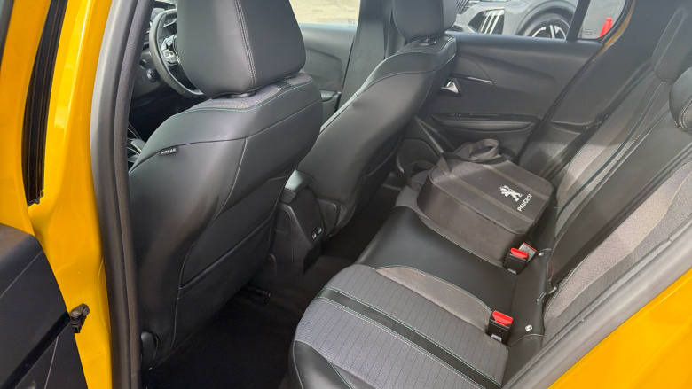 Peugeot 208 100kW Allure Premium 50kWh 5dr Auto Electric Hatchback